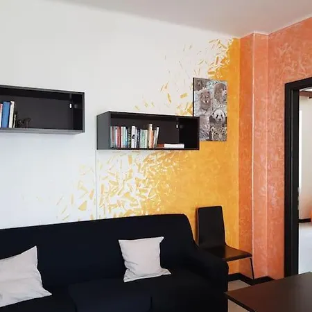 Casa Ellie - Con Giardino E Posto Auto Privati