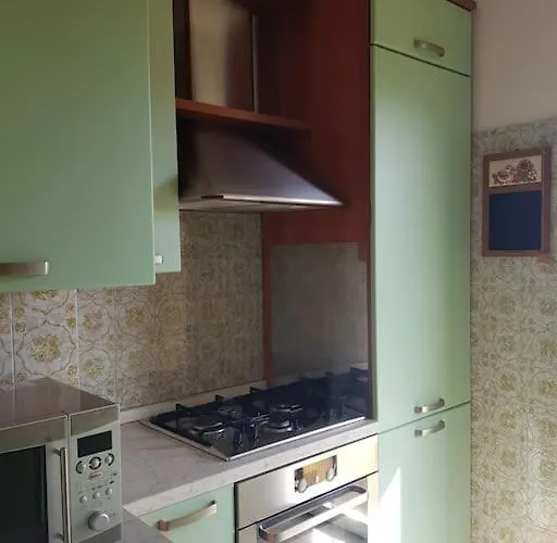 Casa Ellie - Con Giardino E Posto Auto Privati