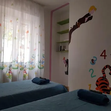 Holiday home Casa Ellie - Con Giardino E Posto Auto Privati