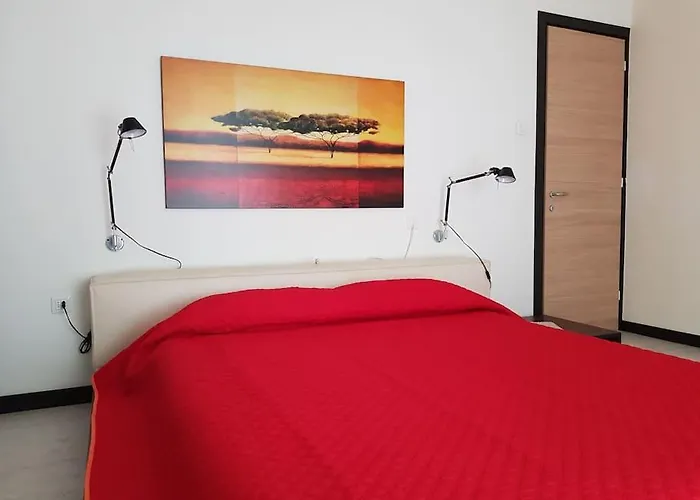 Casa Ellie - Con Giardino E Posto Auto Privati غرادو